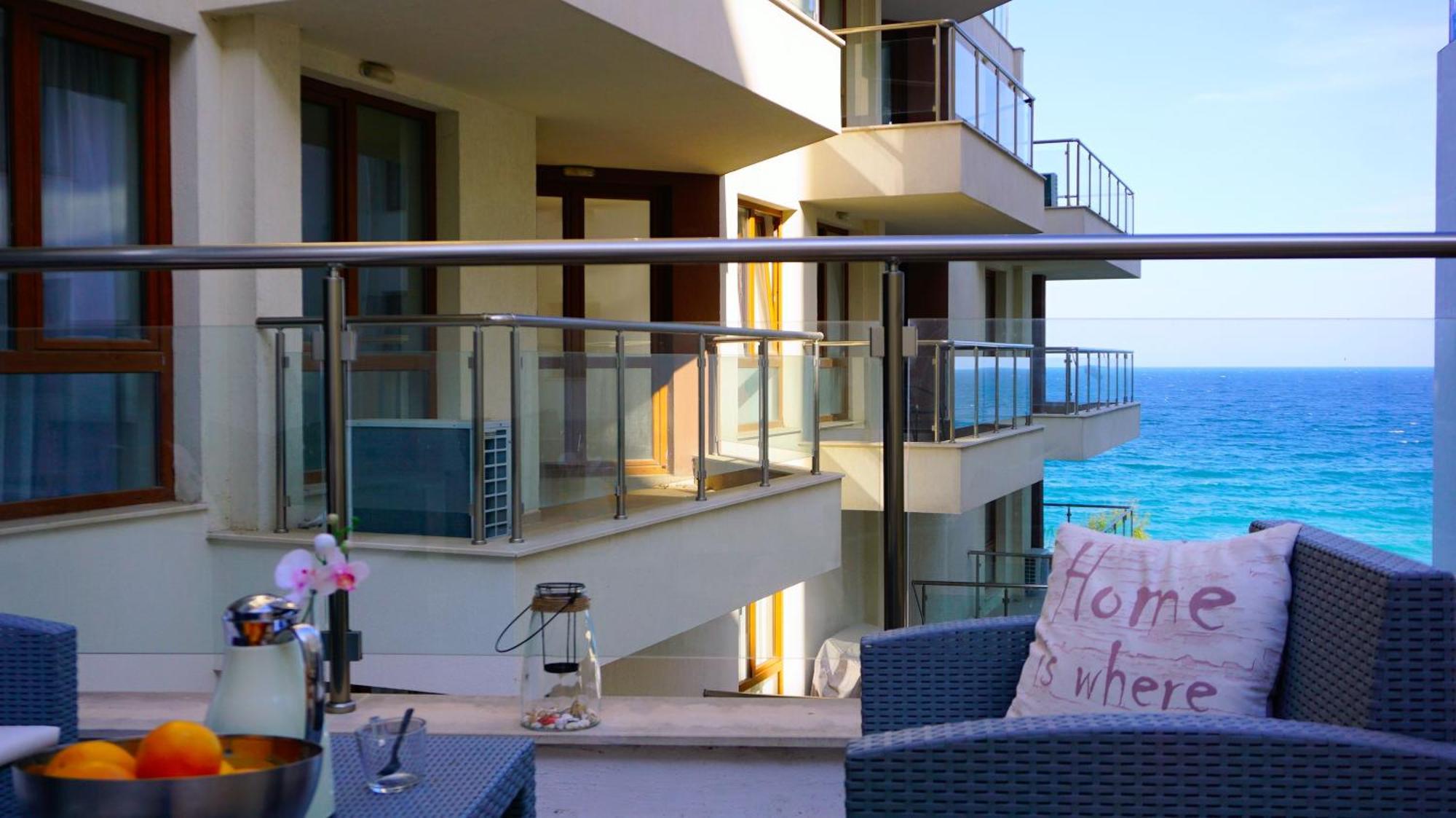 Апартаменти Бяла Клиф На Плажа - Apartments Byala Cliff First Line Eksteriør billede